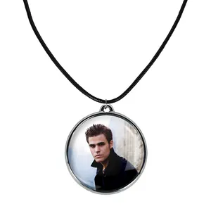 گردنبند خندالو مدل کلاوس و استفان سالواتوره خاطرات یک خون آشام The Vampire Diaries کد 2025220260