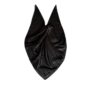 مینی اسکارف زنانه مدل نخ حریری مارک برجسته