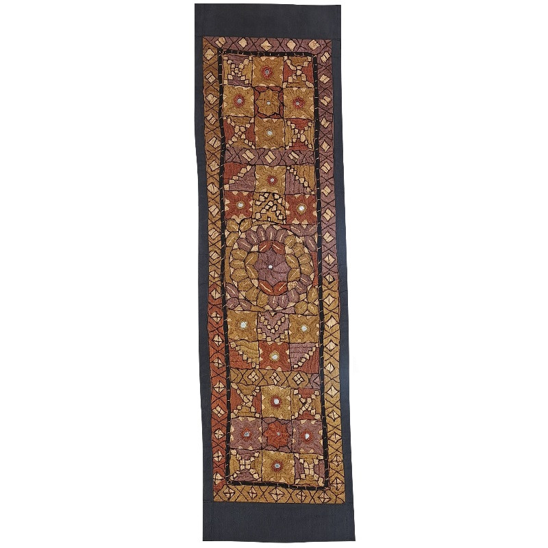 رومیزی سوزن دوزی کد SOOZRA89