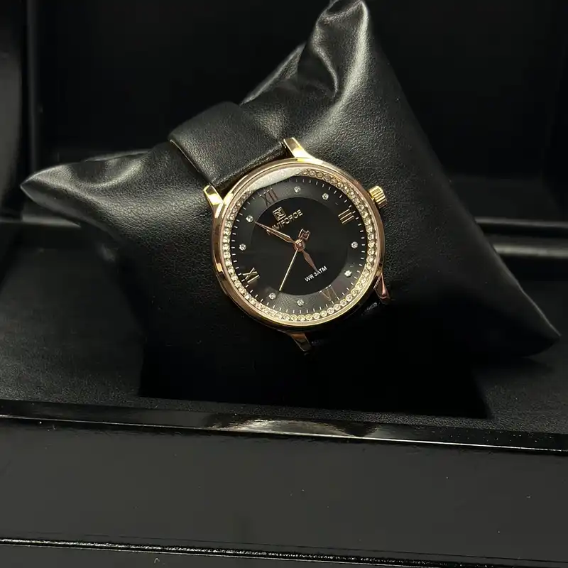 ساعت مچی عقربه ای زنانه نیوی فورس مدل Nf5036