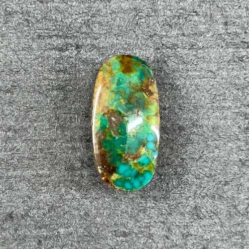 راهنمای خرید سنگ فیروزه اصل نیشابور با قیمت ارزان - سنگ فیروزه برای چی خوبه و چگونه تشکیل میشود (سنگ فیروزه سفید، مرده و سنگ فیروزه حرم امام رضا)