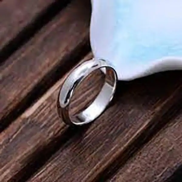 انگشتر نقره زنانه مدل حلقه رینگ ساده RS2035