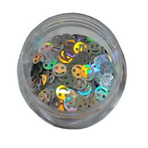 مجموعه تزیین ناخن طرح لبخند مدل PRO-51