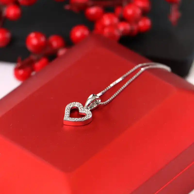 آویز گردنبند نقره زنانه جی تی ای مدل جی نایس