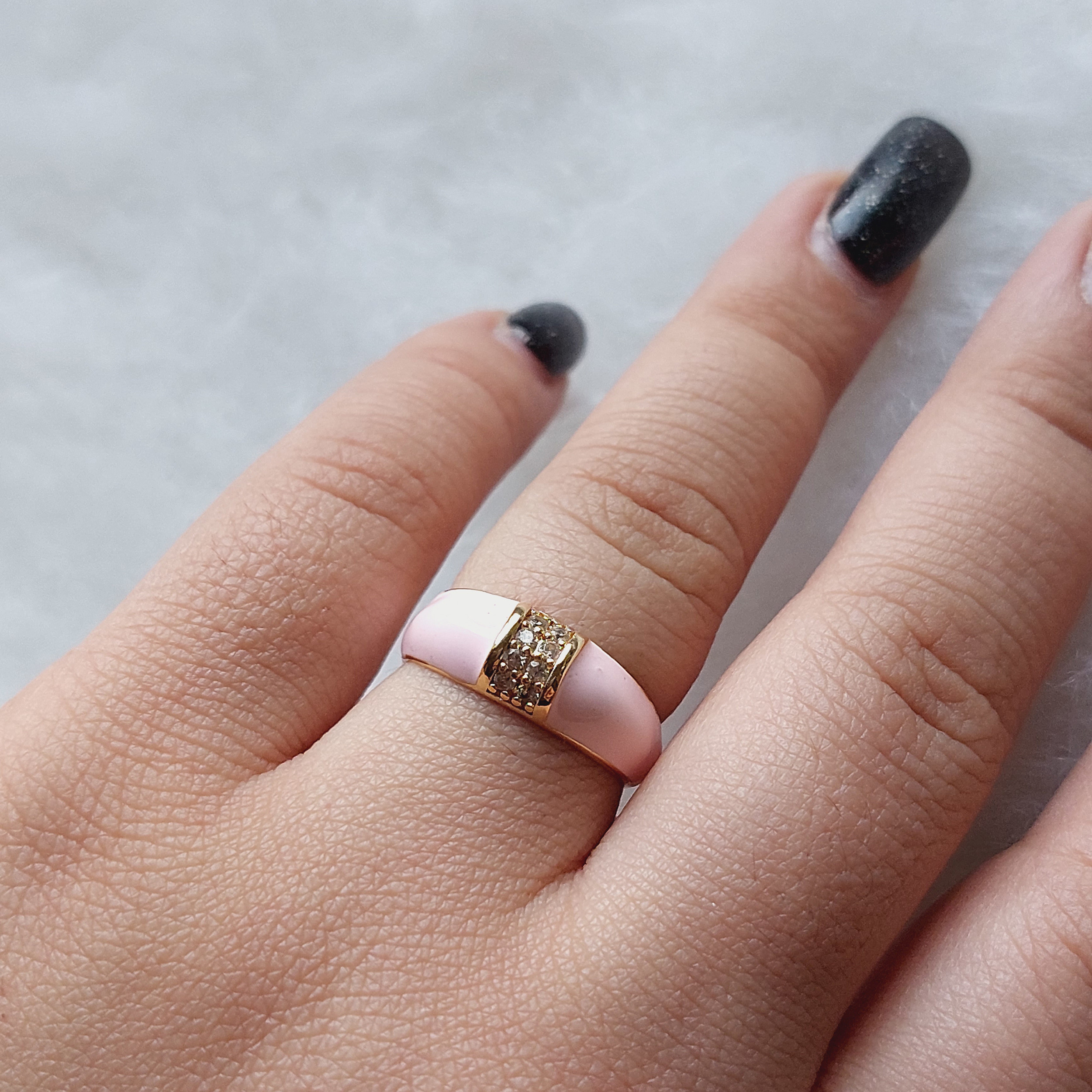 انگشتر زنانه مدل پاستیلی نگین دار طرح ستاره کد YG-11 انگشتر زنانه مدل پاستیلی نگین دار طرح ستاره کد YG-11