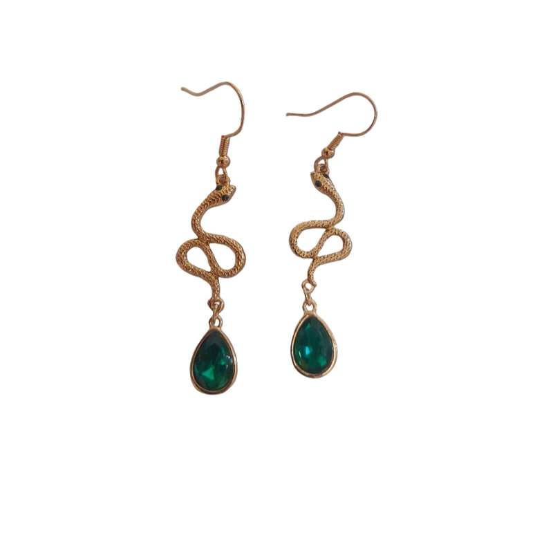 گوشواره زنانه مدل مار و کریستالی 2 گوشواره زنانه مدل مار و کریستالی 2