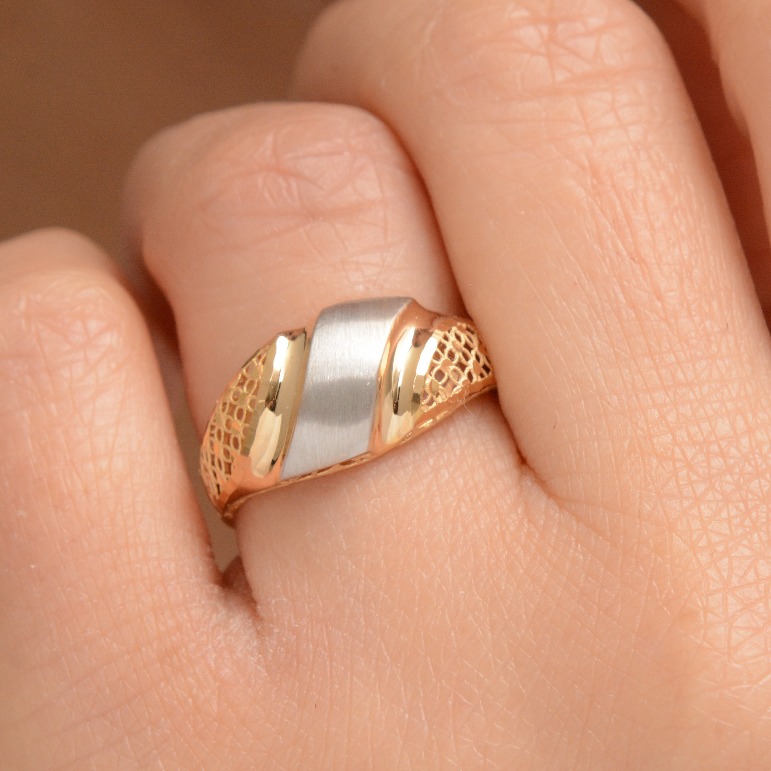 انگشتر طلا 18 عیار زنانه طلای مستجابی کد 67022 انگشتر طلا 18 عیار زنانه طلای مستجابی کد 67022