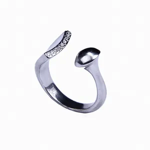 انگشتر نقره زنانه کد 151