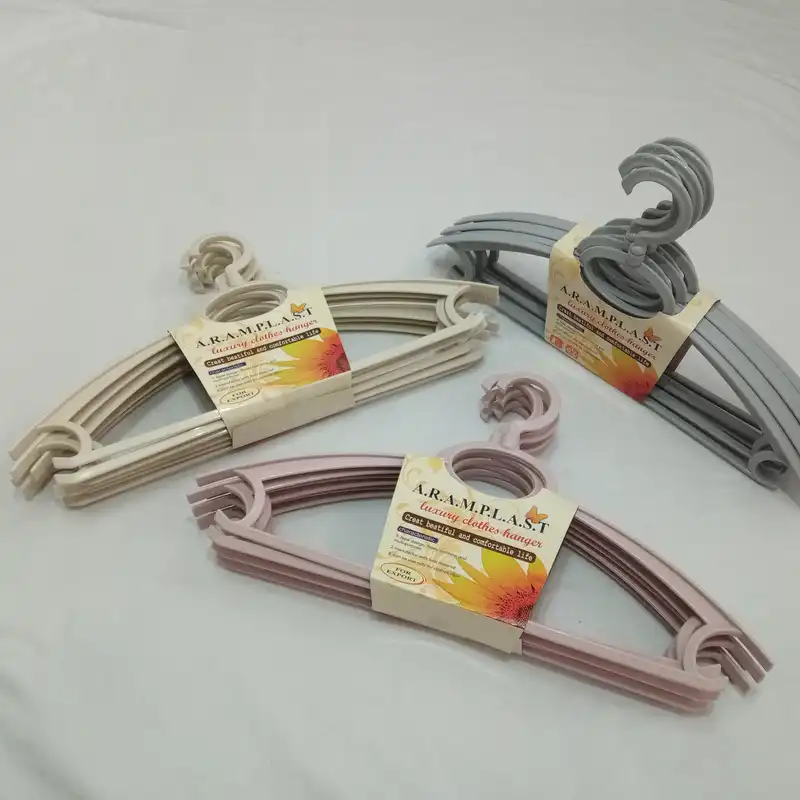 چوب لباسی آرام پلاست مدل ar-2023 بسته 6 عددی