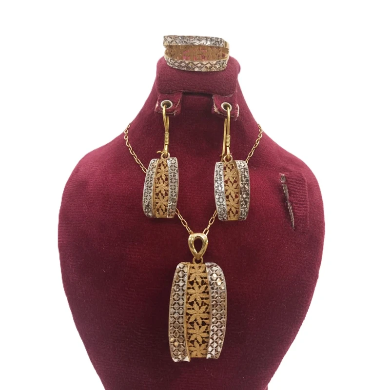 نیم ست طلا 18 عیار زنانه رضا گلد مدل Two-Tone تراش‌دار