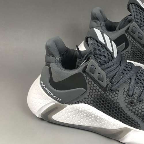 کفش مخصوص پیاده روی مردانه آدیداس مدل alphabounce boost m