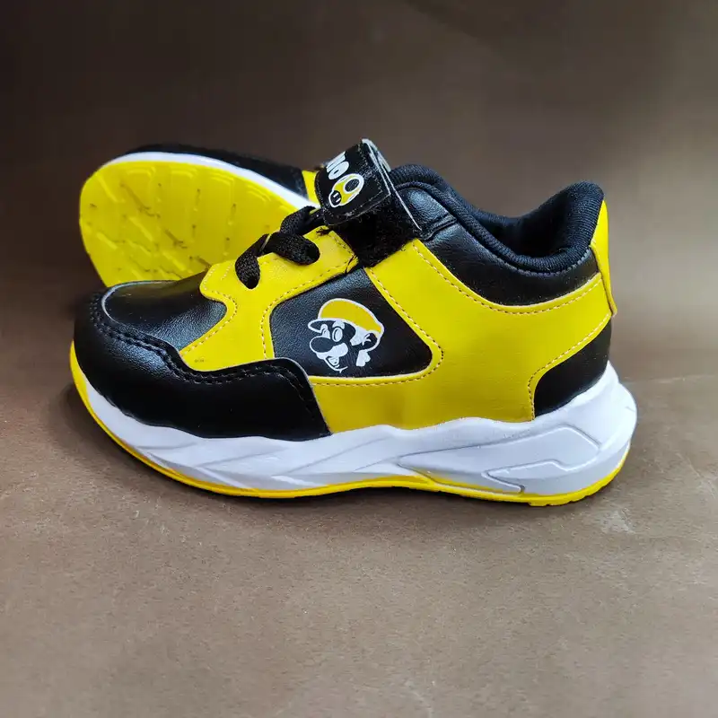 کفش مخصوص پیاده روی مدل 2025