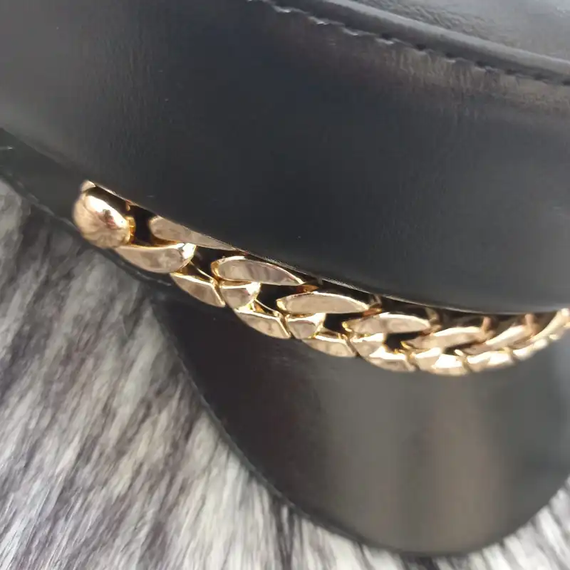 کلاه کپ زنانه مدل چرم کد GL026