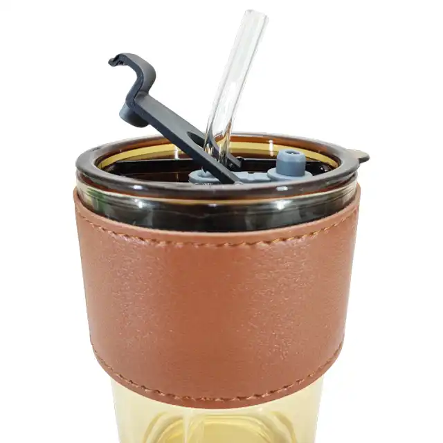 لیوان سفری مدل اسموتی 2022