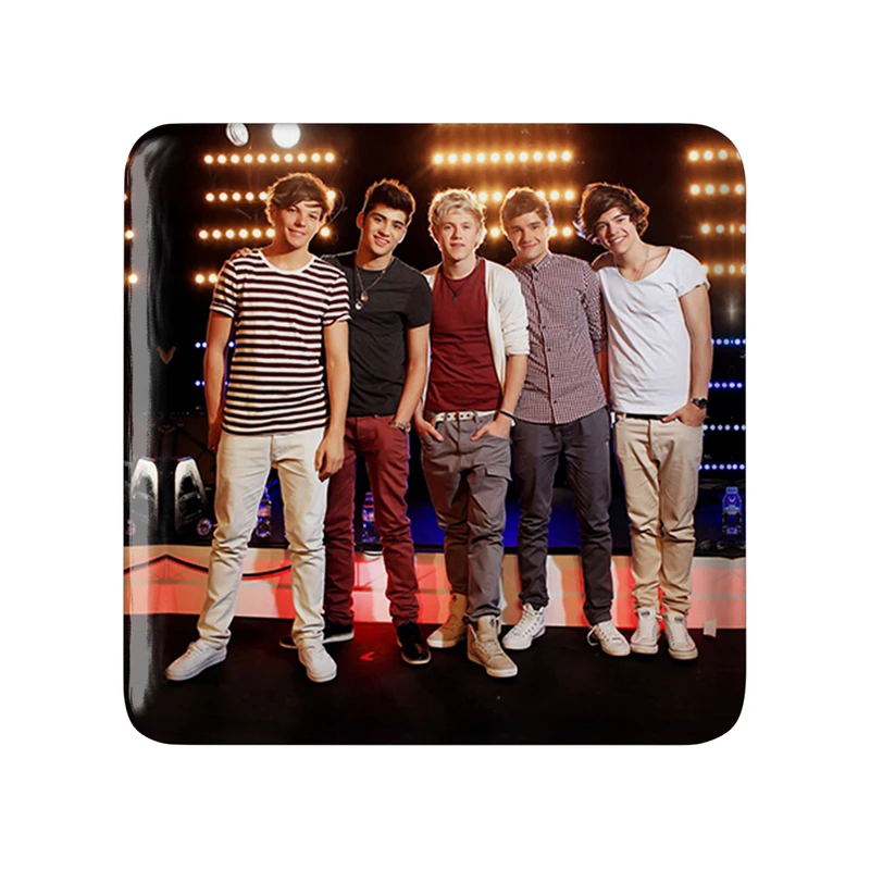 مگنت خندالو طرح گروه موسیقی وان دایرکشن One Direction  مدل مربعی کد 18904