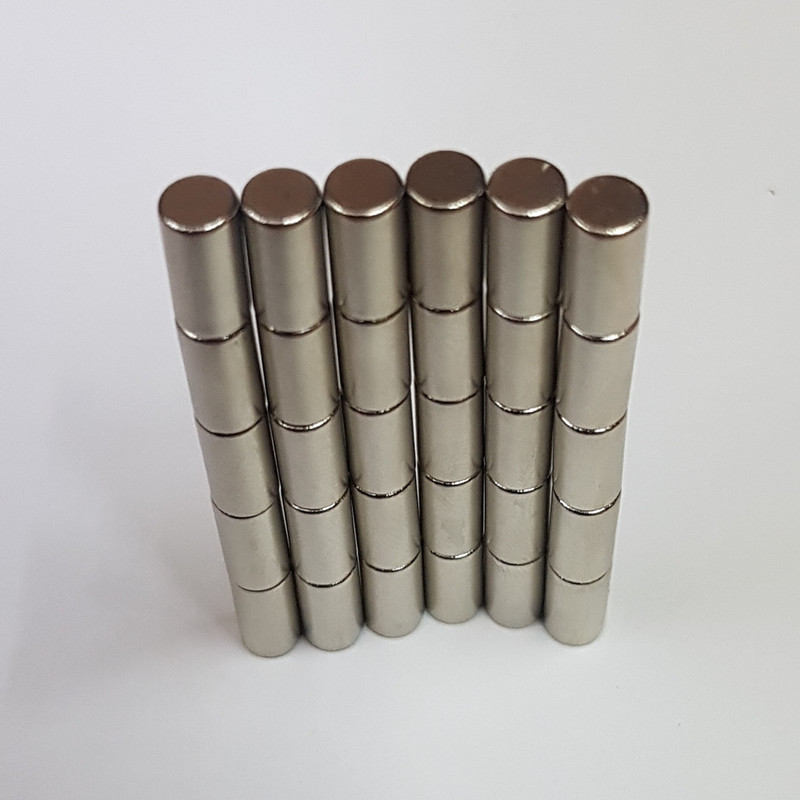 آهن ربا مدل M4-8 کد ۲۱۳۷ بسته ۳۰ عددی