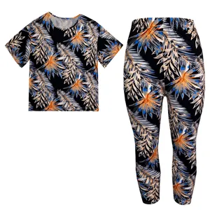 ست تی شرت  آستین کوتاه و شلوار راحتی زنانه مدل Leaf