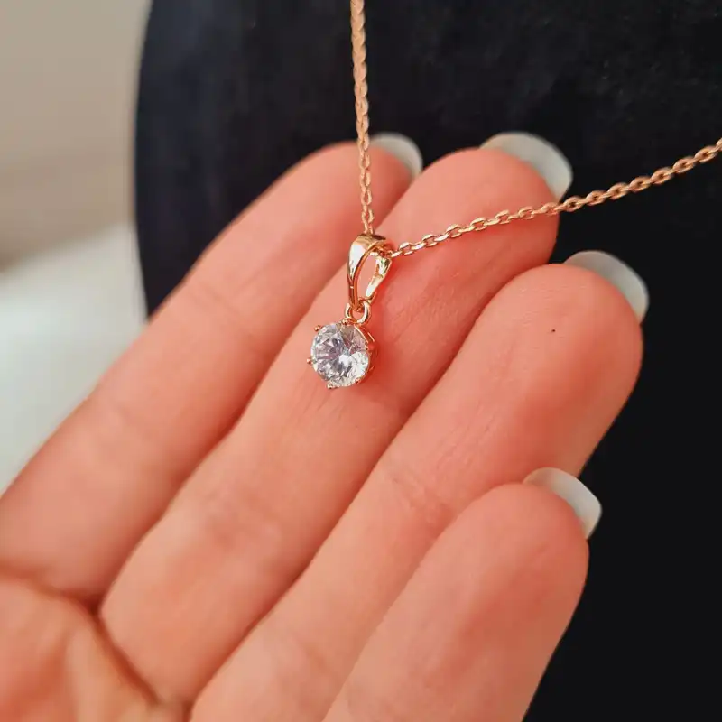 گردنبند زنانه ژوپینگ مدل تک نگین 6 ضلعی کد j