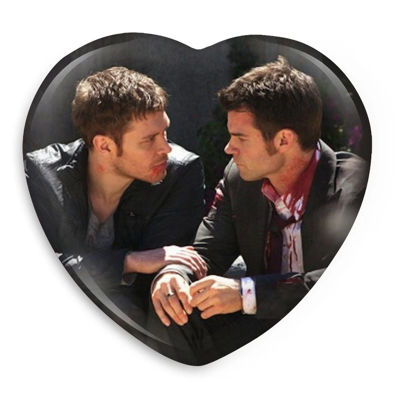 پیکسل خندالو طرح الایژا و کلاوس مایکلسون اصیل ها The Originals مدل قلبی کد 20304