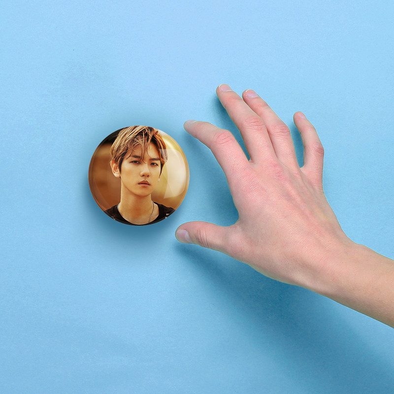 آینه جیبی خندالو مدل بکهیون گروه اکسو EXO  کد 16770