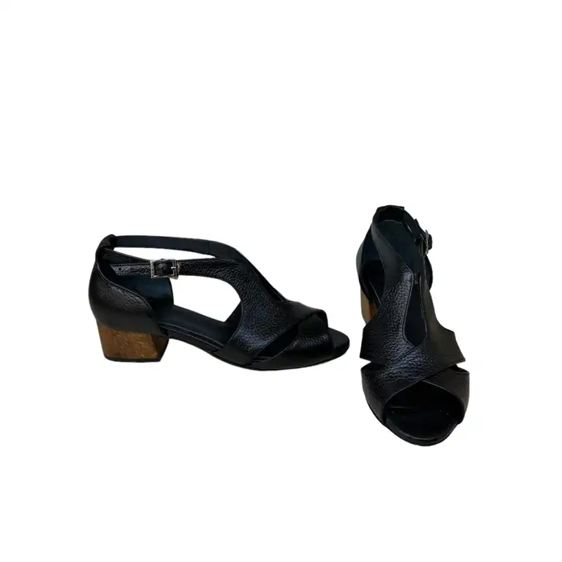 صندل زنانه مدل SZM 139 CHR چرم طبیعی رنگ مشکی