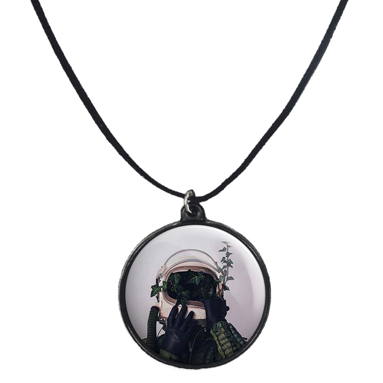 گردنبند پرمانه طرح فضانورد کد pmb.10455 مدل دو طرفه