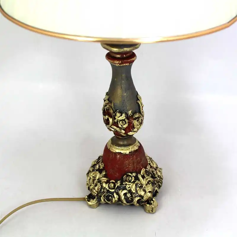 آباژور رومیزی مدل Rivera