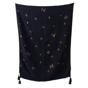 شال زنانه لویی ویتون مدل طلاکوب 