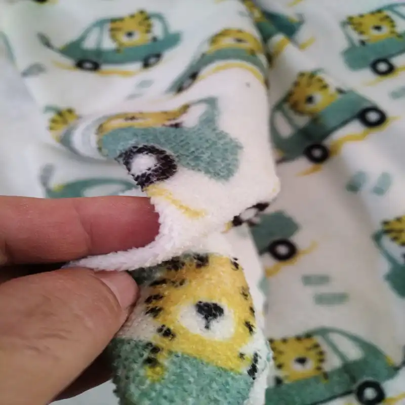 پارچه حوله ای طرح عروسکی ماشین ببری کد MJtowel150