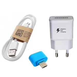 شارژر دیواری مدل EP-TA20EWE به همراه کابل تبدیل و مبدل  microUSB به همراه هدیه ۱ عدد چراغ قوه مدل SAMTEL