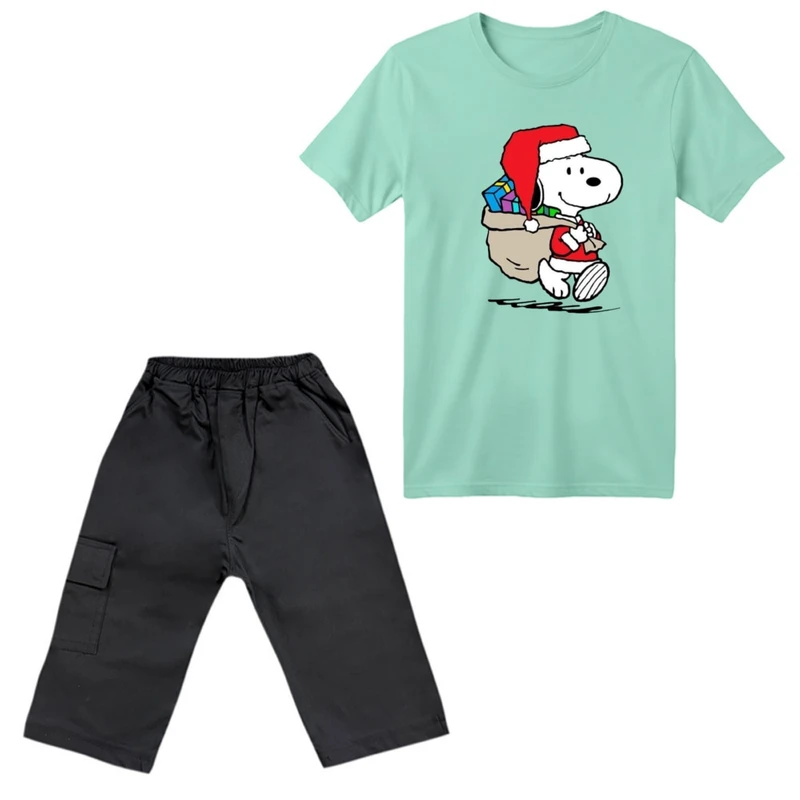 ست تی‌شرت آستین کوتاه و شلوارک پسرانه مدل اسنوپی کریسمس کد 2