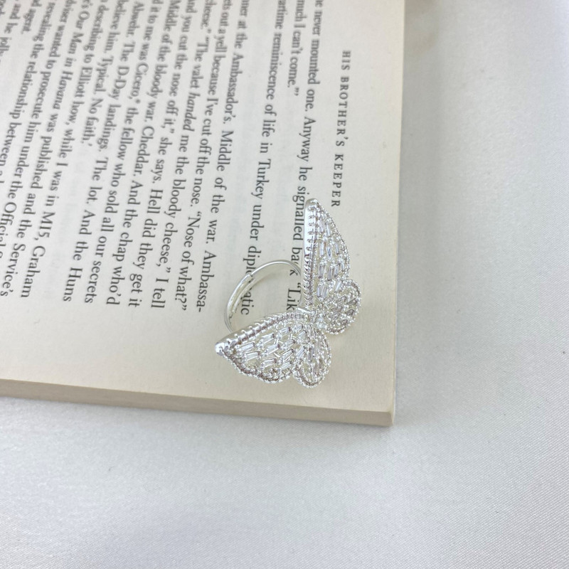 انگشتر زنانه مدل پروانه کد R4434 انگشتر زنانه مدل پروانه کد R4434