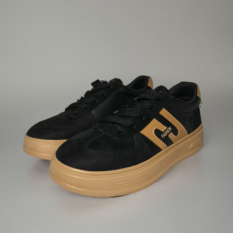 کفش روزمره زنانه مدل sum122