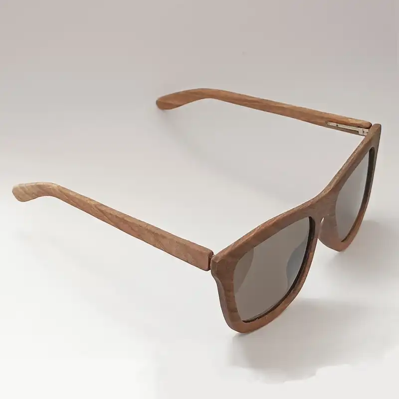 عینک آفتابی مدل چوبی طرح مهران