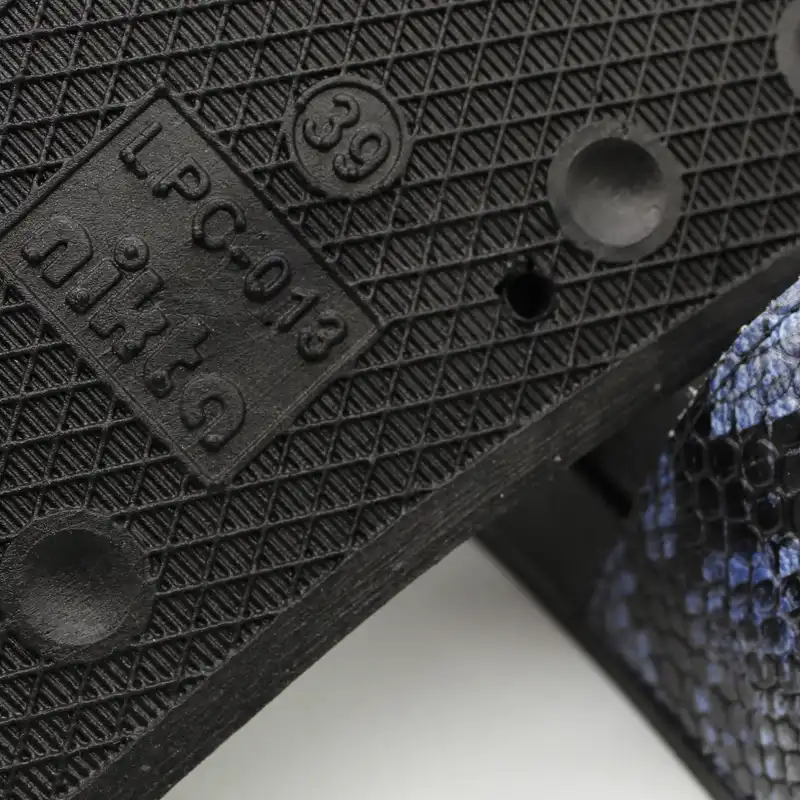 دمپایی زنانه نیکتا مدل 013-Mari-BE