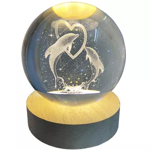 چراغ خواب رومیزی مدل گوی کریستال طرح دلفین و قلب کد 02