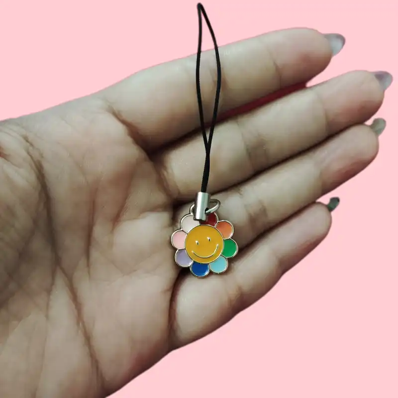 آویز فلش مموری مدل گل خندان