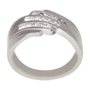 انگشتر نقره زنانه مدل آبکاری رادیوم کد AWR_873