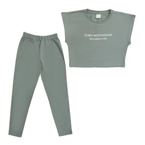 ست نیم تنه و شلوار زنانه مدل 9-20 رنگ سبز