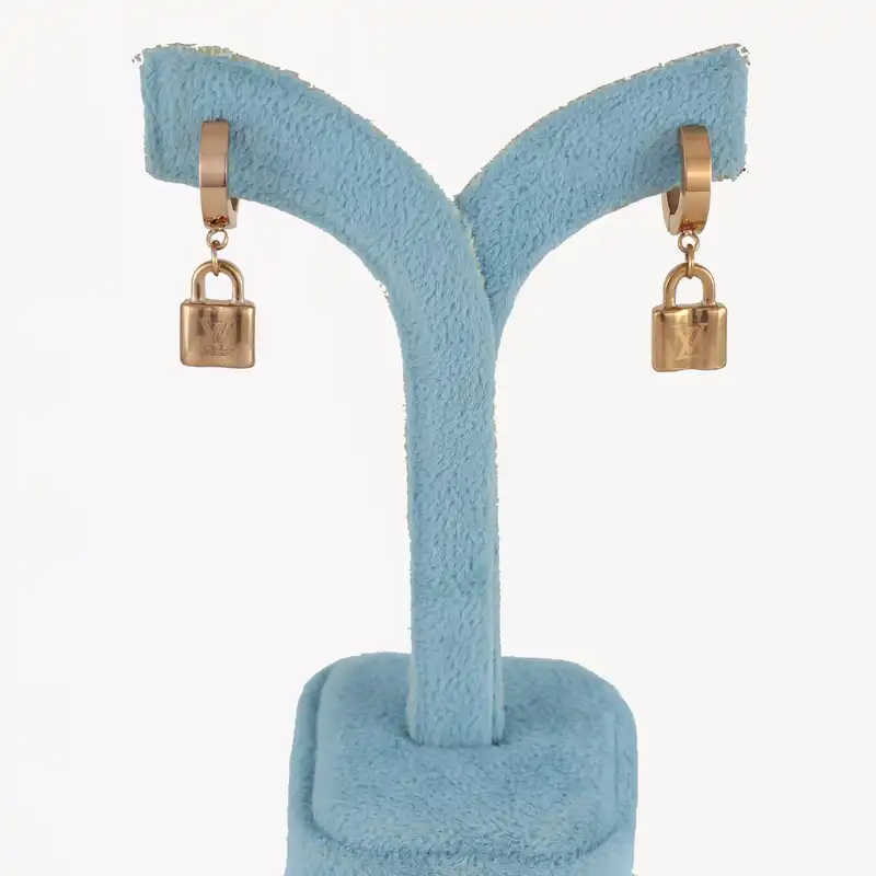 گوشواره زنانه مدل قفل کد CC234