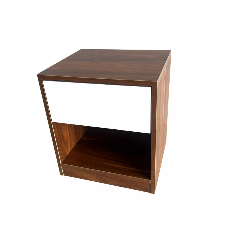 میز پاتختی کد 001