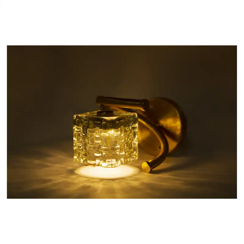 چراغ دیواری طرح کلاسیک کد 1-301