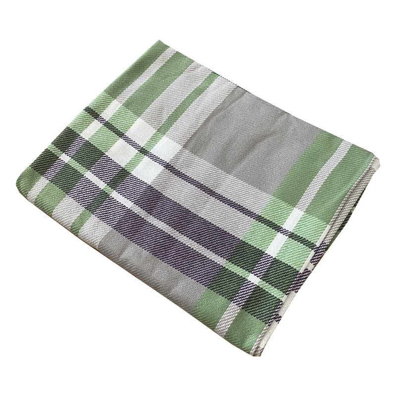 پتو مسافرتی کد 948 سایز 185x145 سانتی متر