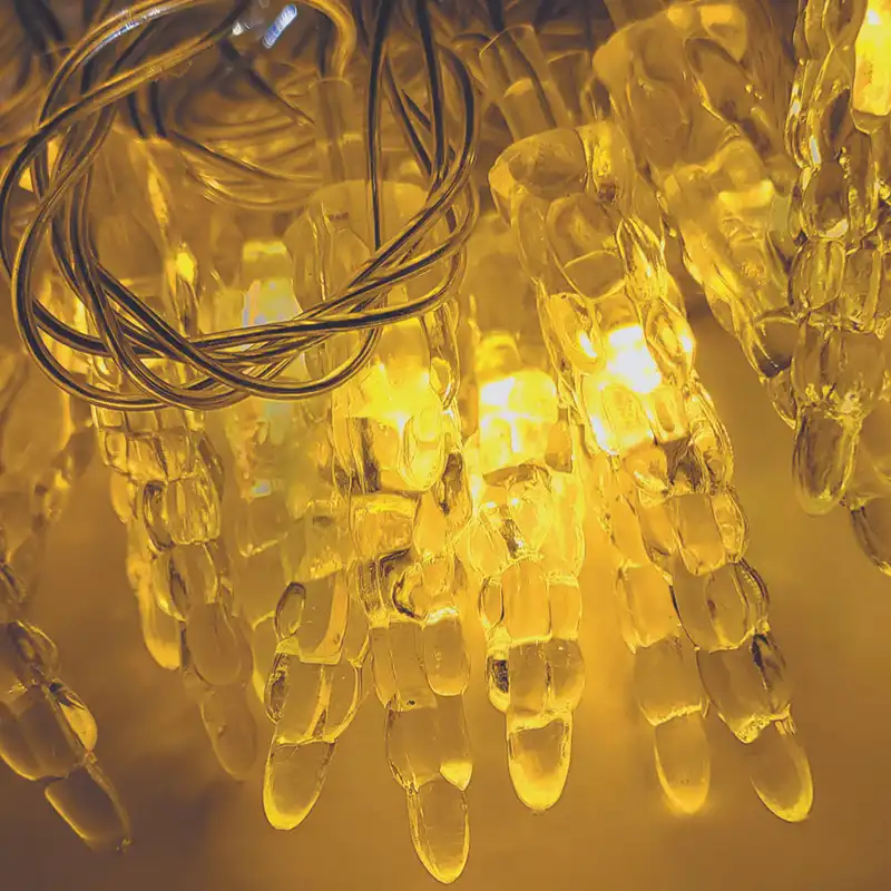 ریسه ال ای دی طرح قندیل طول 4 متر