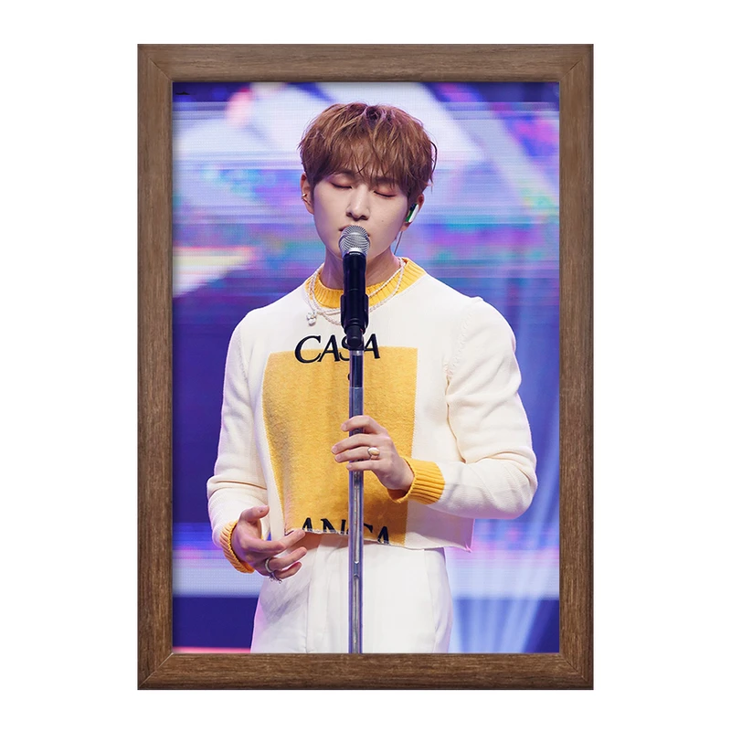 تابلو خندالو طرح اونیو گروه شاینی Shinee  کد 21312