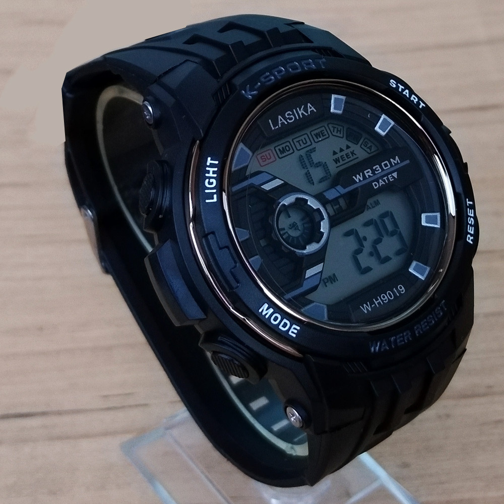 ساعت مچی دیجیتال پسرانه کد RTY 100 ساعت مچی دیجیتال پسرانه کد RTY 100