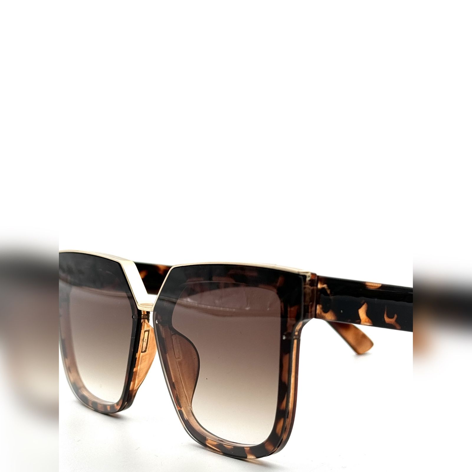 عینک آفتابی زنانه مدل ADPN30 -  - 4