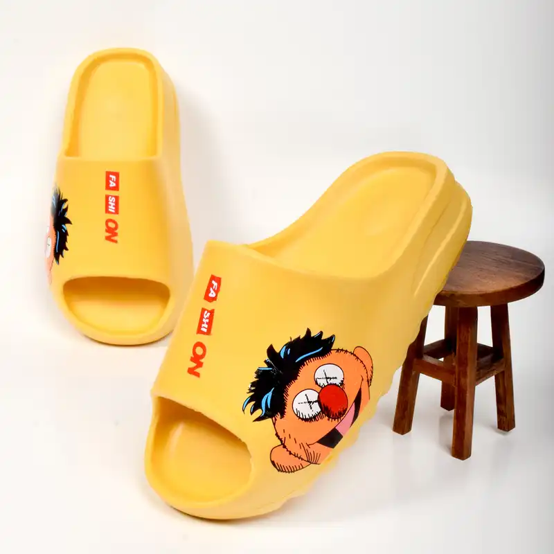 دمپایی زنانه پاپا مدل وروجک کد YW.2648