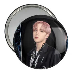 آینه جیبی خندالو مدل یونهو گروه ایتیز ATEEZ  کد 21211