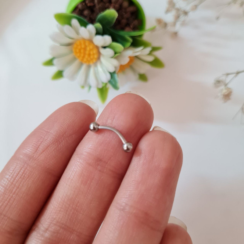 پیرسینگ مدل نیمه منحنی توپی کد RS